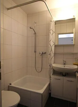 Ferienwohnung-konvikt-a شقة